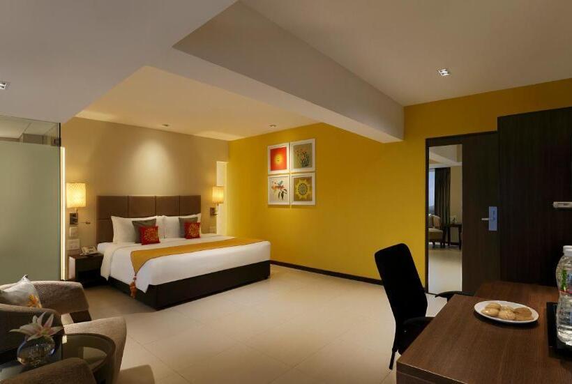 غرفة تنفيذية, Grand Mercure Vadodara Surya Palace