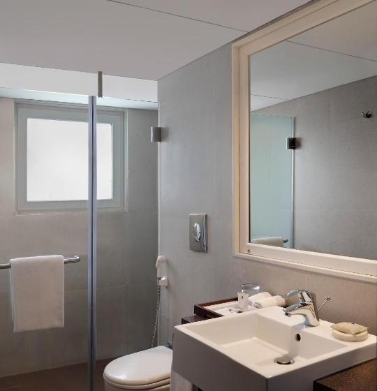 غرفة ديلوكس, Grand Mercure Vadodara Surya Palace