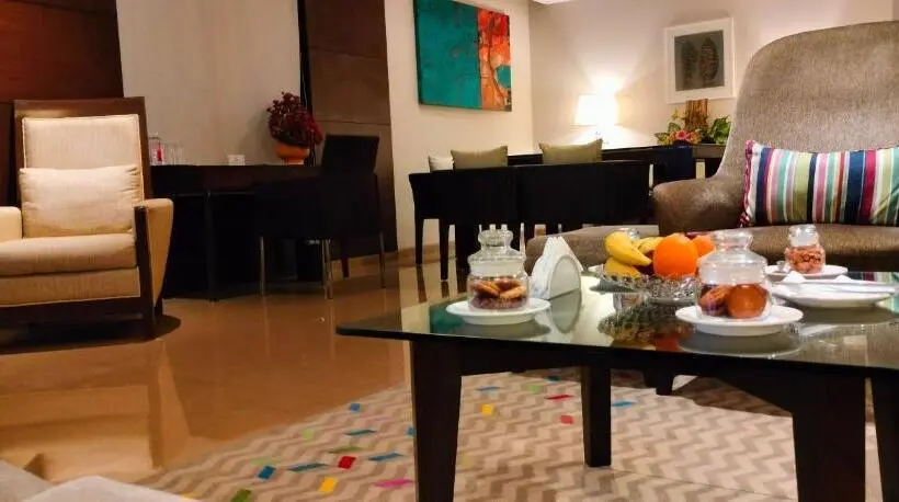 プレジデントスイートルーム, Grand Mercure Vadodara Surya Palace