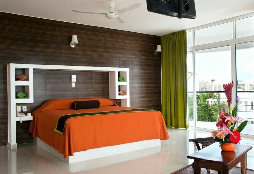 标准间, Kay Adults Only