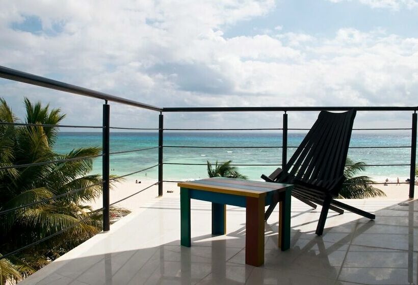 标准间, Kay Adults Only