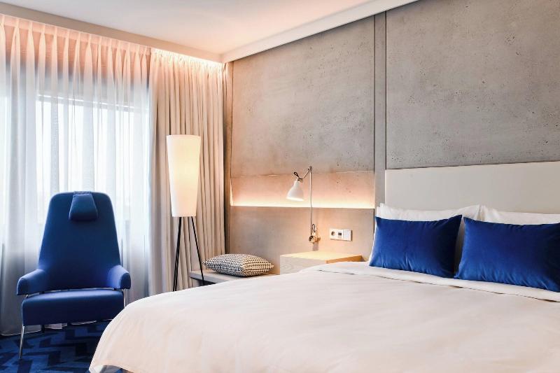 Стандартный Номер Кровать Кинг, Renaissance Warsaw Airport