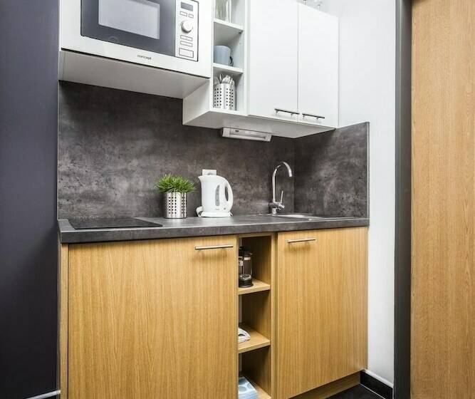 غرفة قياسية, Kampus Palace