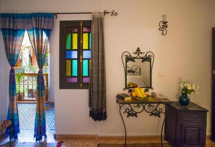 اتاق استاندارد سه نفره, Riad Jnane Mogador