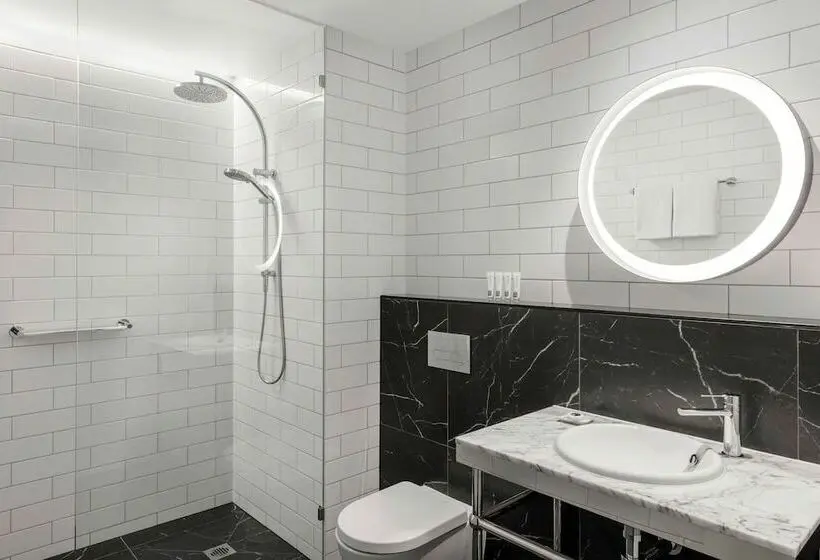 استودیوی استاندارد, Adina Apartment Hotel Brisbane