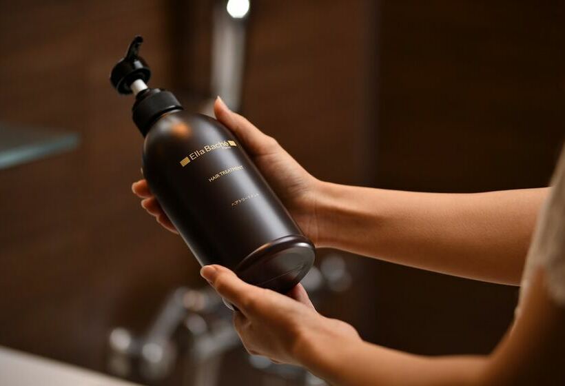 غرفة تنفيذية, Aqua Citta Naha