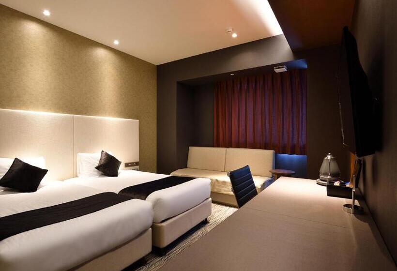 غرفة تنفيذية, Aqua Citta Naha