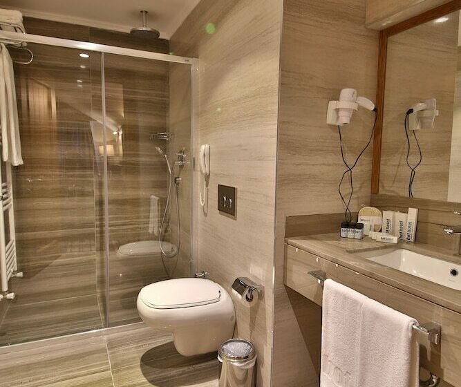 اتاق سوپریور چهار تخته, Bof Hotels Uludağ Ski & Luxury Resort All Inclusive