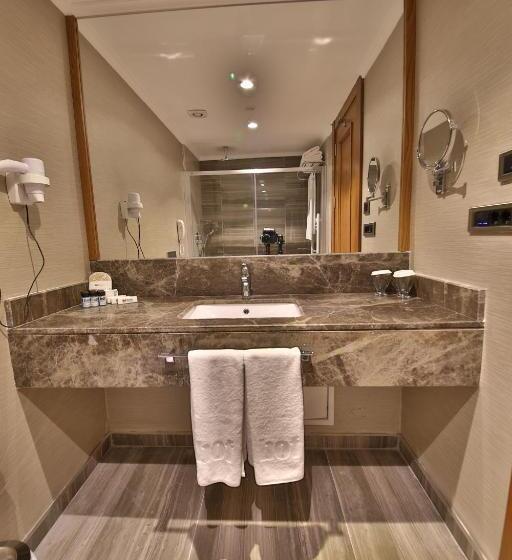 سوئیت با تخت بزرگ, Bof Hotels Uludağ Ski & Luxury Resort All Inclusive