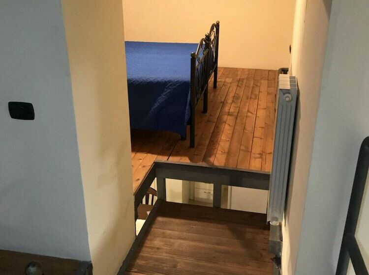 آپارتمان 1 خوابه, Case Così Chiaia