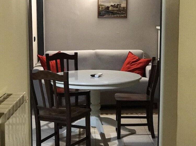 آپارتمان 1 خوابه, Case Così Chiaia