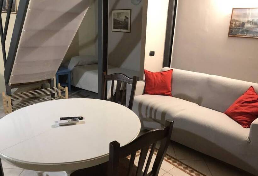 آپارتمان 1 خوابه, Case Così Chiaia