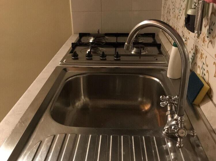 آپارتمان 1 خوابه, Case Così Chiaia