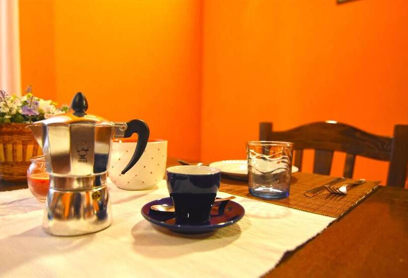 آپارتمان 1 خوابه, Case Così Chiaia