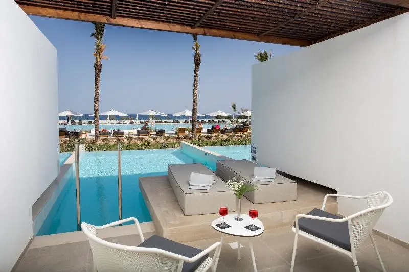 オーシャンビュージュニアスイート, Gennadi Grand Resort