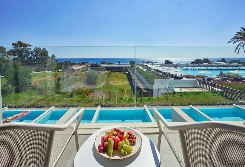 オーシャンビュージュニアスイート, Gennadi Grand Resort