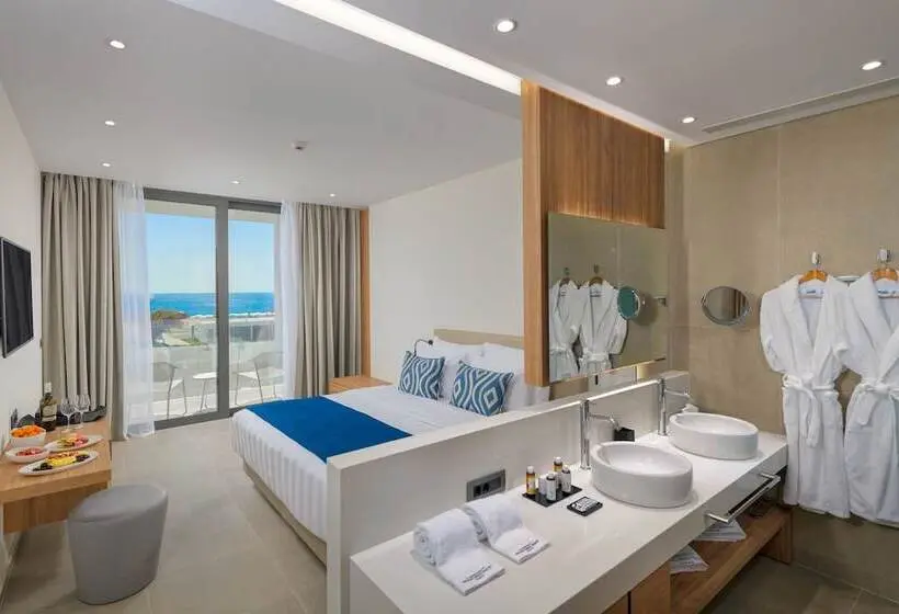 オーシャンビュースイート, Gennadi Grand Resort