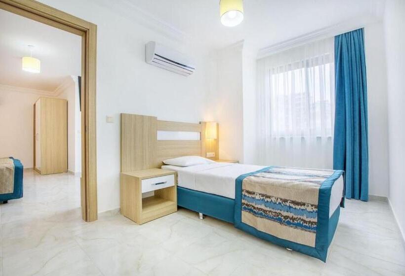 Family Room, Greenlife