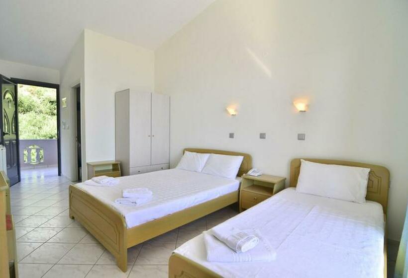 Triple Room Sea View, Olympiada