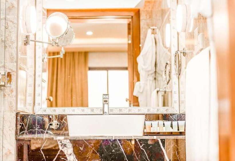 풀장 전망 디럭스 룸, Palma Beach Resort & Spa