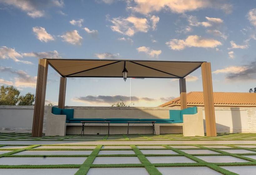 プール付３ベッドルーム　ビラ, Palma Beach Resort & Spa