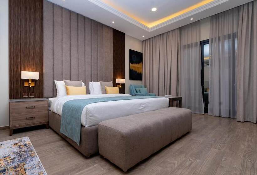 プール付３ベッドルーム　ビラ, Palma Beach Resort & Spa