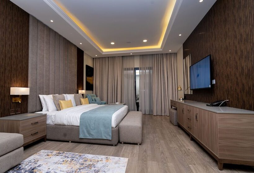 수영장이 있는 3베드룸 빌라, Palma Beach Resort & Spa