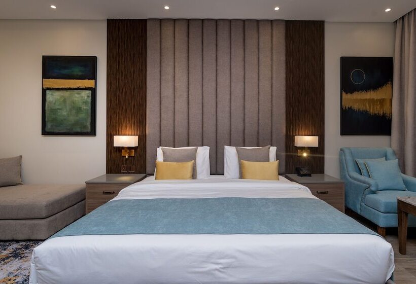 プール付３ベッドルーム　ビラ, Palma Beach Resort & Spa