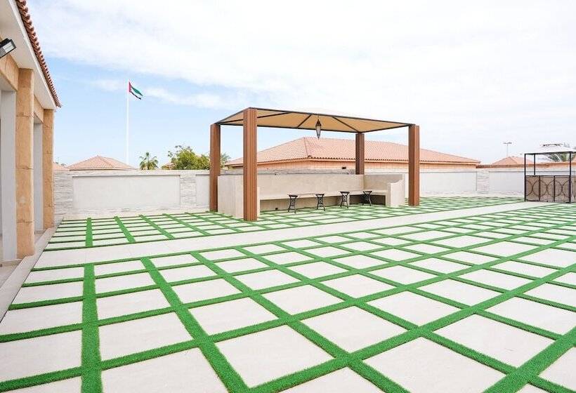 プール付３ベッドルーム　ビラ, Palma Beach Resort & Spa