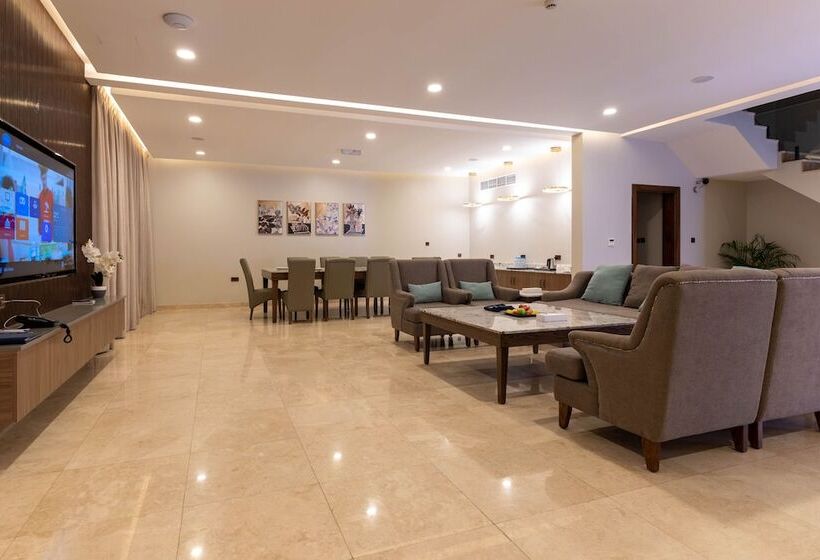 プール付３ベッドルーム　ビラ, Palma Beach Resort & Spa