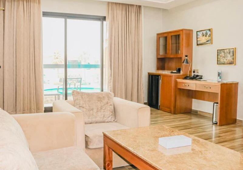 풀장 전망 스위트, Palma Beach Resort & Spa