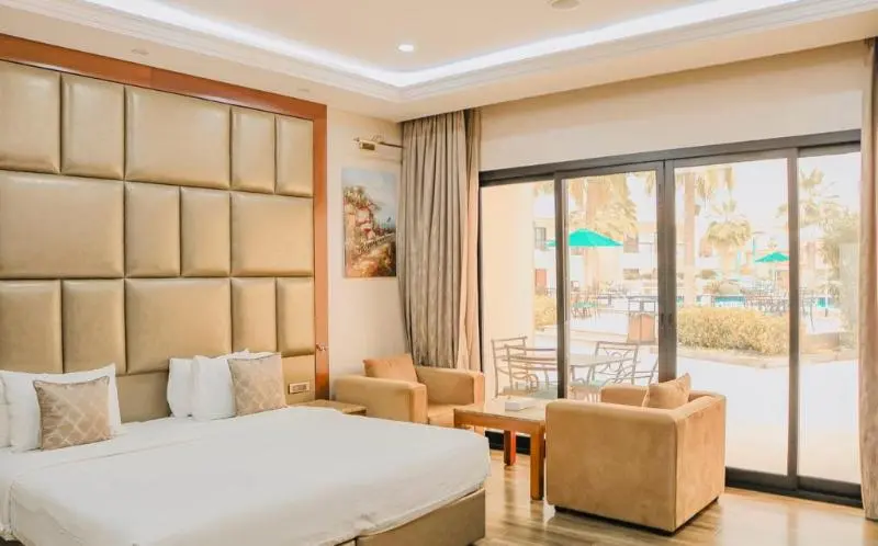プールの見えるデラックスルーム, Palma Beach Resort & Spa