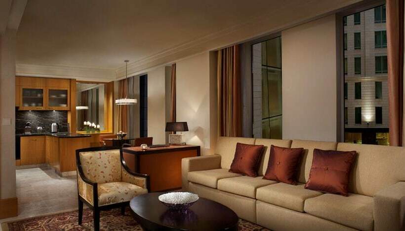 Апартаменты 3 Спальни, Ritz Carlton Residences Difc Downtown Dubai