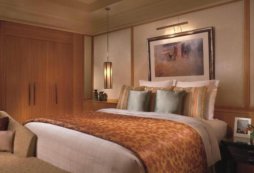 Апартаменты Deluxe 3 Спальни, Ritz Carlton Residences Difc Downtown Dubai