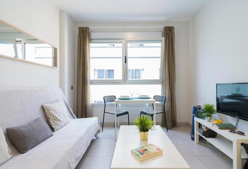 １ベッドルームアパートメント, Tusity Yeah Apartments