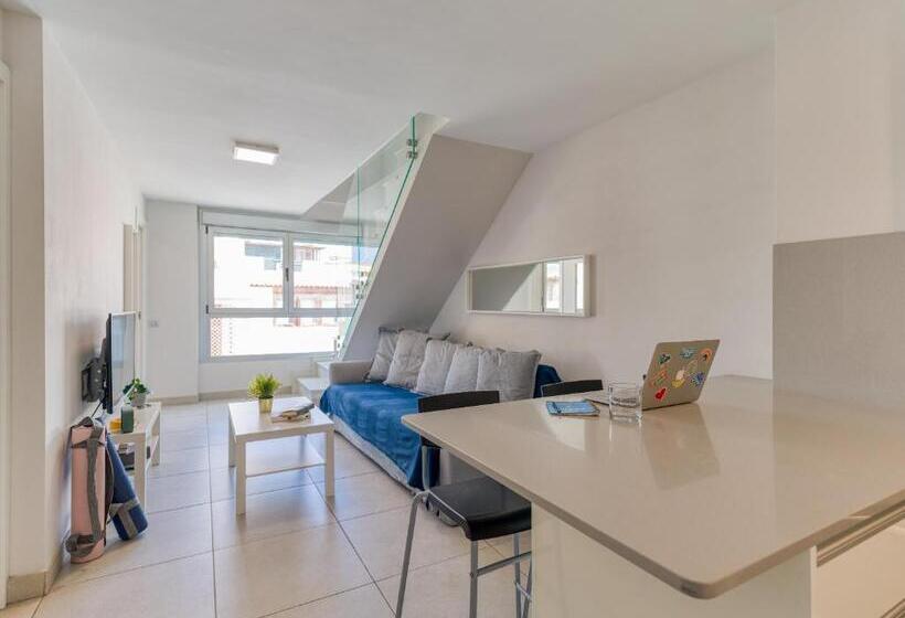 1ベッドルームドゥプレックスアパートメント, Tusity Yeah Apartments