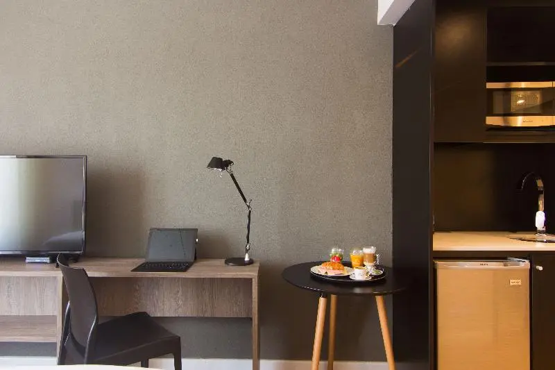 اتاق استاندارد سه نفره, Ciudadano Suites