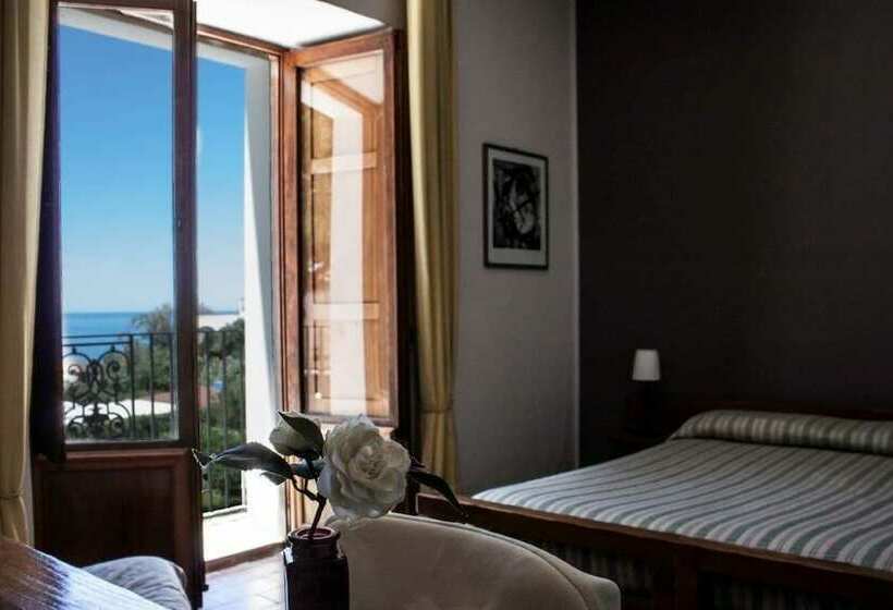 Номер Стандарт Вид на Море с Балконом, Ducale
