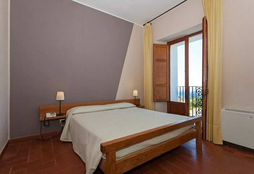 Номер Стандарт Вид на Море с Балконом, Ducale