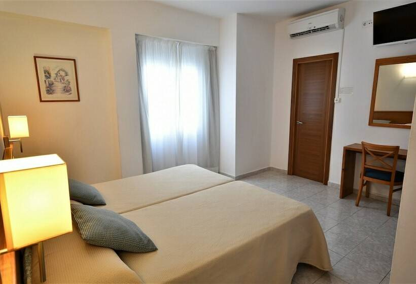 スタンダードルーム, Hostal Mallorca