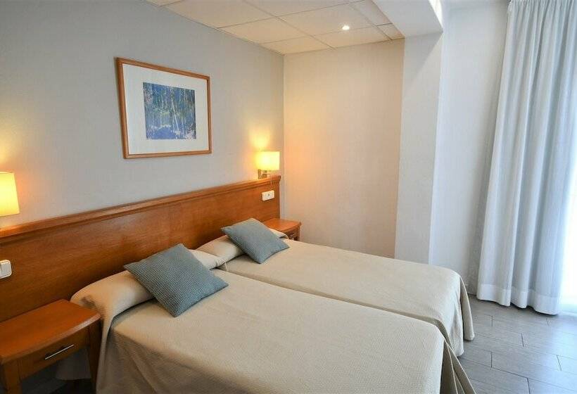 スタンダードルーム, Hostal Mallorca