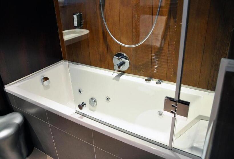 Люкс, Le B. Suites, Chambres & Restaurant