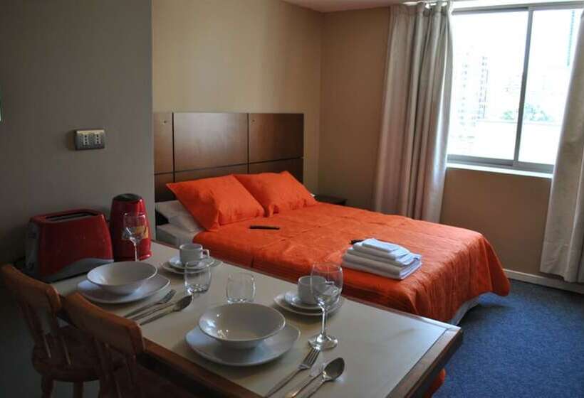 غرفة سوبيريور ثلاثية, Origen Apart