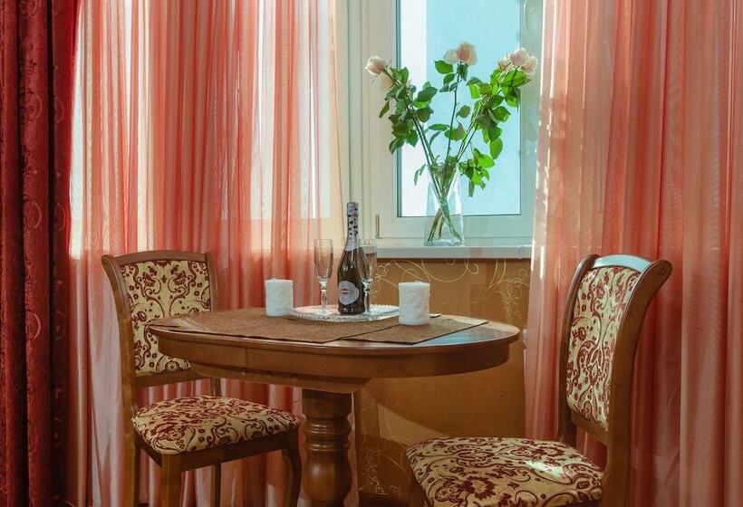 Executive Suite, Poznyakoff Apart