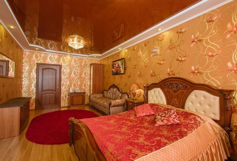 Executive Suite, Poznyakoff Apart