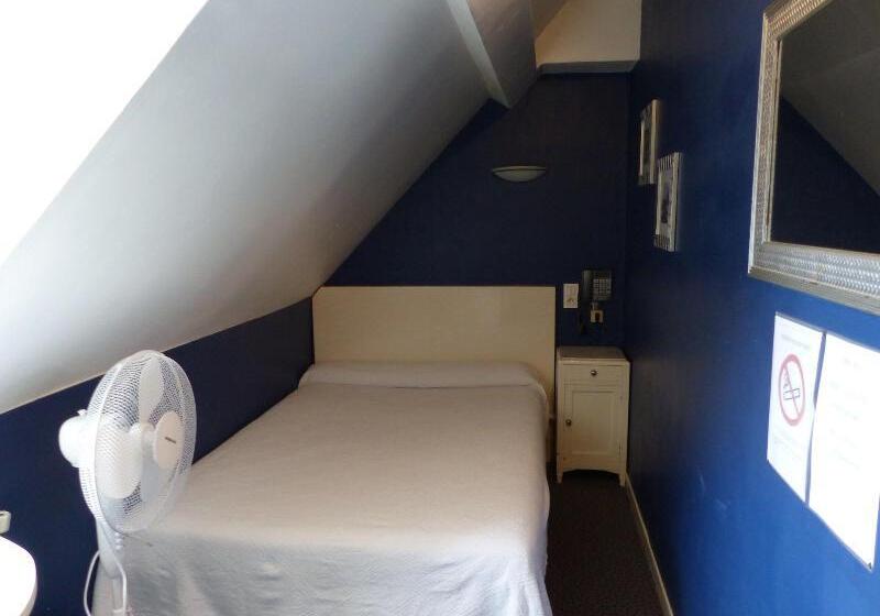 חדר סטנדרט יחיד, Victor Hugo