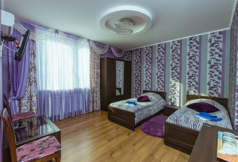 Economy Szoba Megosztott Fürdővel, Poznyakoff Apart