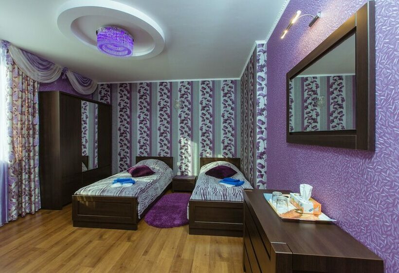 Economy Szoba Megosztott Fürdővel, Poznyakoff Apart