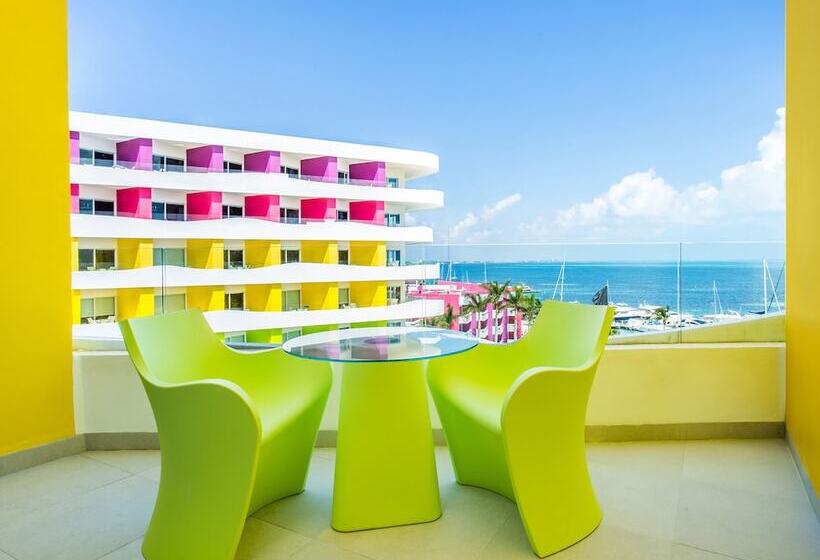 스탠다드 룸 바다 전망, Temptation At The Tower Cancún Resort   All Inclusive   Adults Only