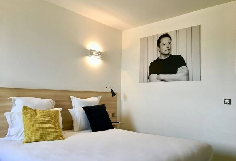 Номер Комфорт, Brit Hotel Martigues Nord